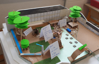 Maquette lors d'un atelier des écoles maternelle et élémentaire Chèvrefeuilles et Saint-Exupéry à Villennes-sur-Seine.
